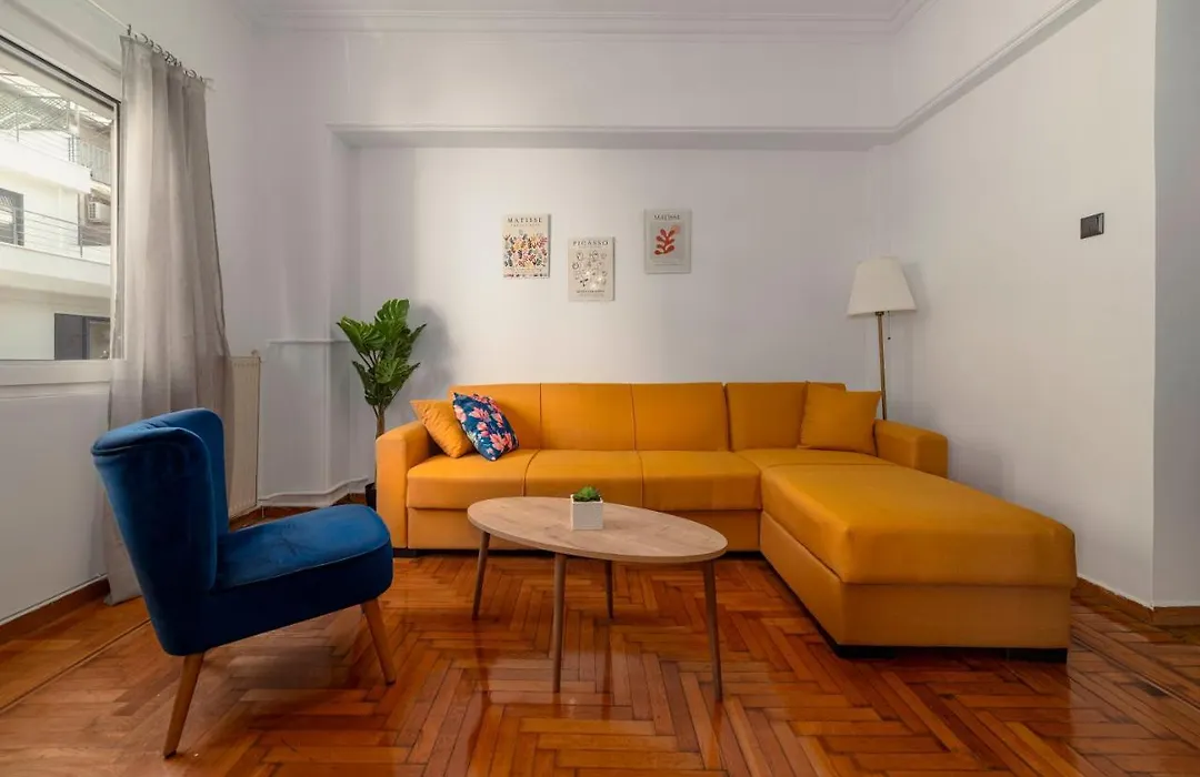 Spacious 2Bd Apartment Next To Athens Archeological Museum-1