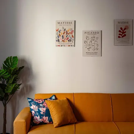 Spacious 2Bd Apartment Next To Athens Archeological Museum-3